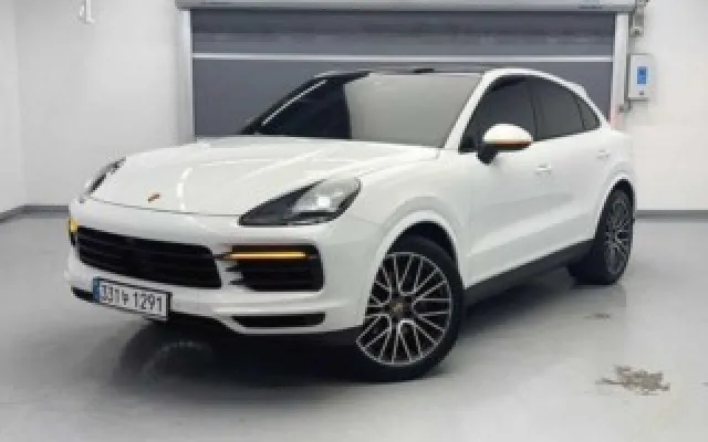 카이엔(PO536) 3.0 쿠페 포르쉐 2023/08 52,581km