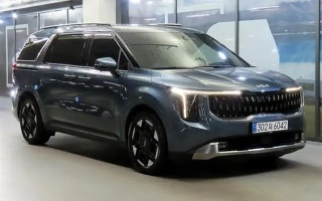 더 뉴 카니발 4세대 가솔린 9인승 시그니처 기아 2023/12 65,730km